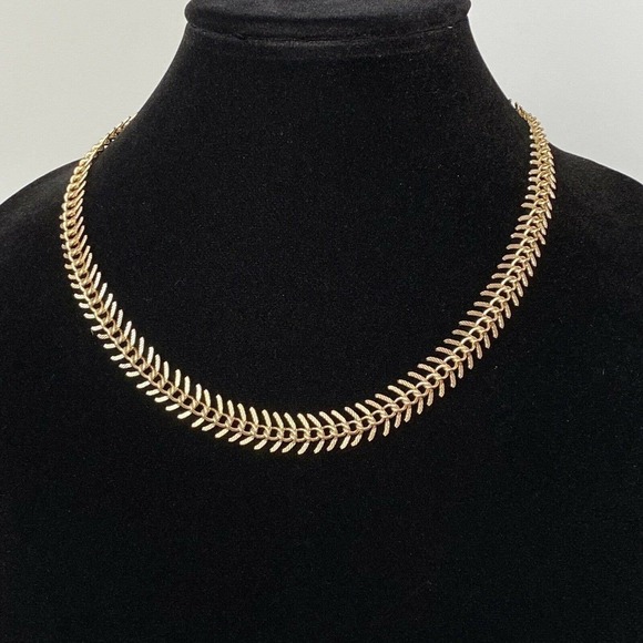 Necklace 7 Charming Sisters Gold Tone Modern Vintage Inspired - Picture 2 of 8